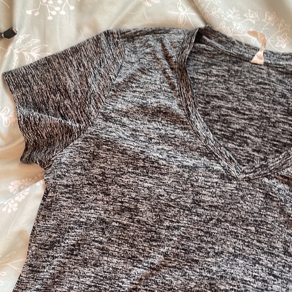 Under Armour Black and Gray Tee Shirt - Picture 2 of 5